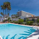 Holiday home Vivelorural Club 14, Terraza Y Piscina