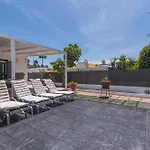 Vivelorural Club 14, Terraza Y Piscina Holiday home *