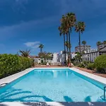 Holiday home Vivelorural Club 14, Terraza Y Piscina *