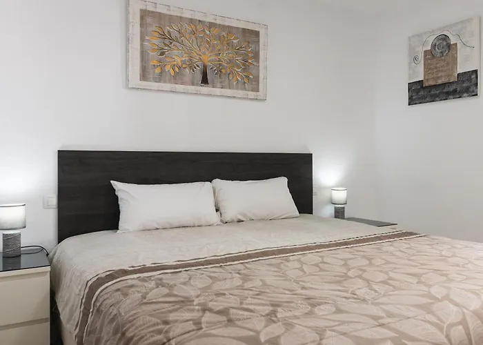 Holiday home Vivelorural Club 14, Terraza Y Piscina