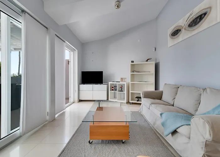 Holiday home Vivelorural Club 14, Terraza Y Piscina