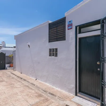 Vivelorural Club 14, Terraza Y Piscina * Playa del Inglés