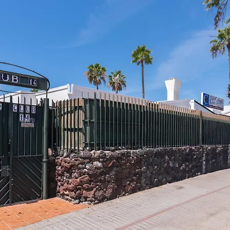 度假居 Vivelorural Club 14, Terraza Y Piscina 普拉亚戴尔雷安格莱斯