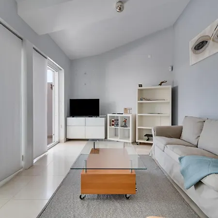 Holiday home Vivelorural Club 14, Terraza Y Piscina