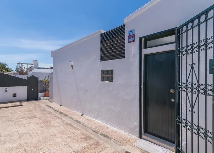 Vivelorural Club 14, Terraza Y Piscina * Playa del Inglés